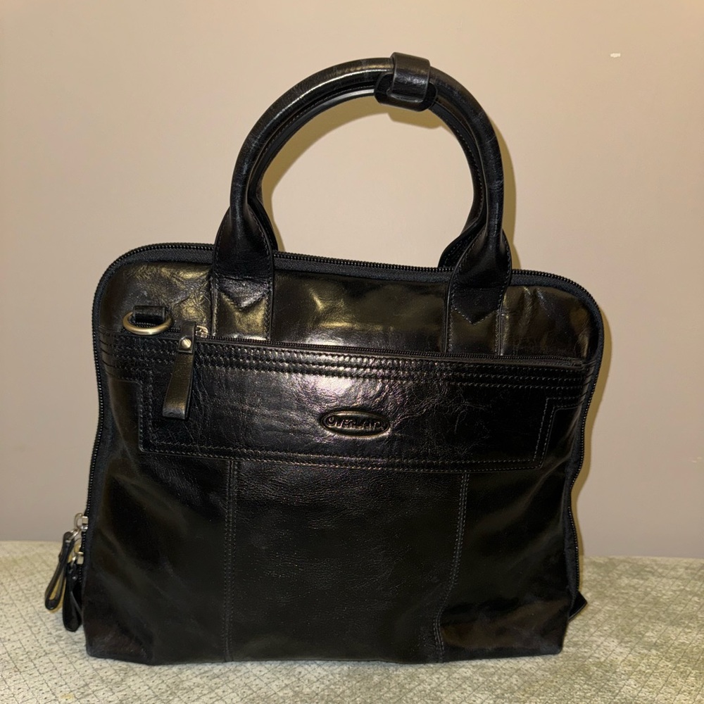 Overland leather travel laptop bag.